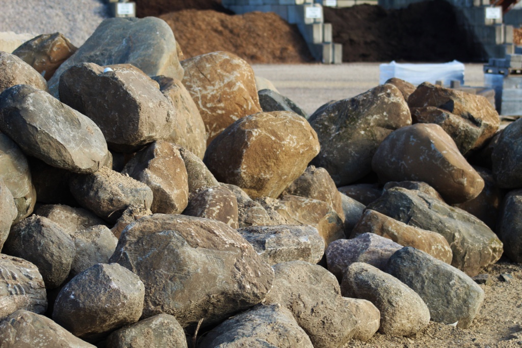 landscaping stones boulders landscaping stone